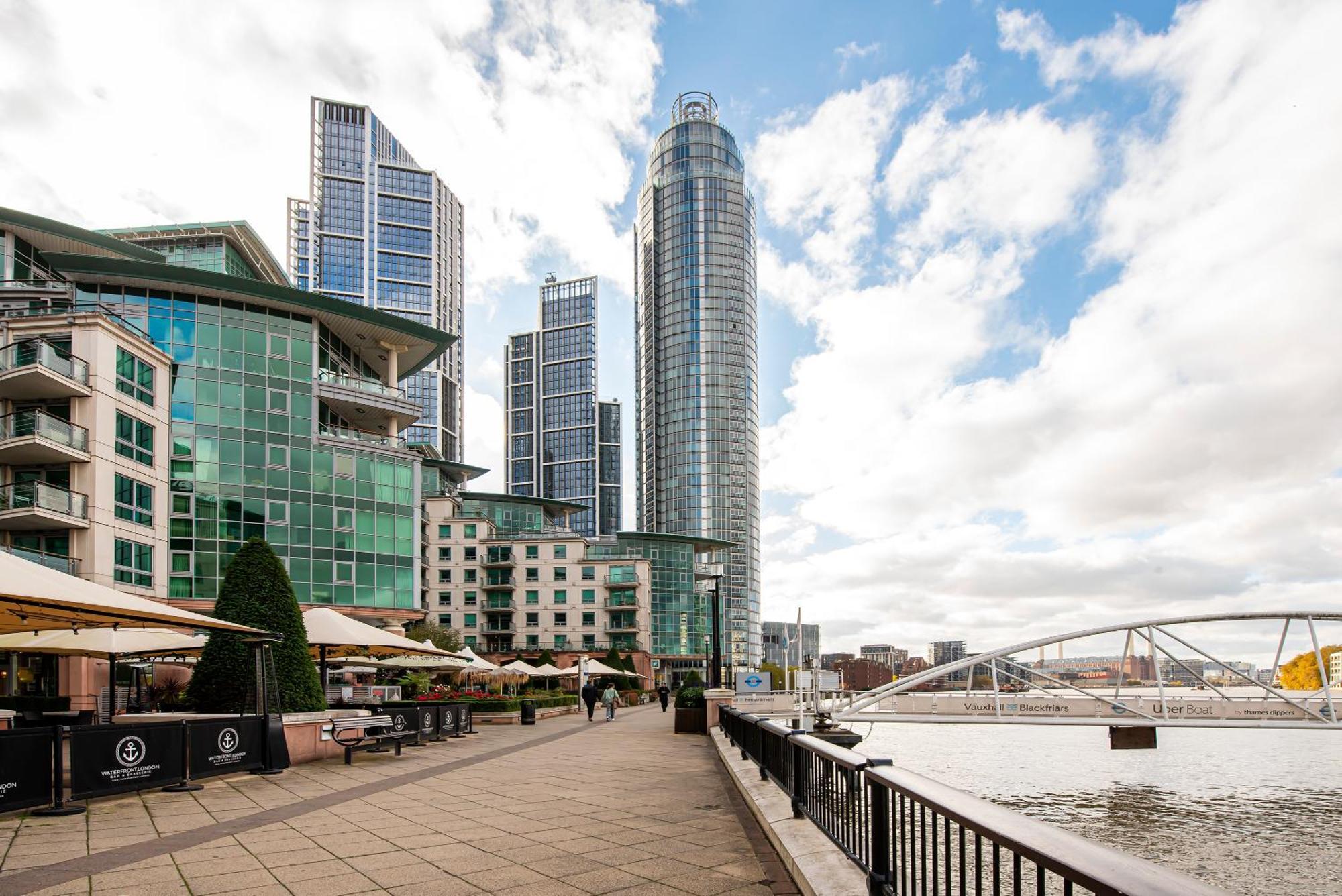 Central 2 Bed With Large Terrace London Exterior photo