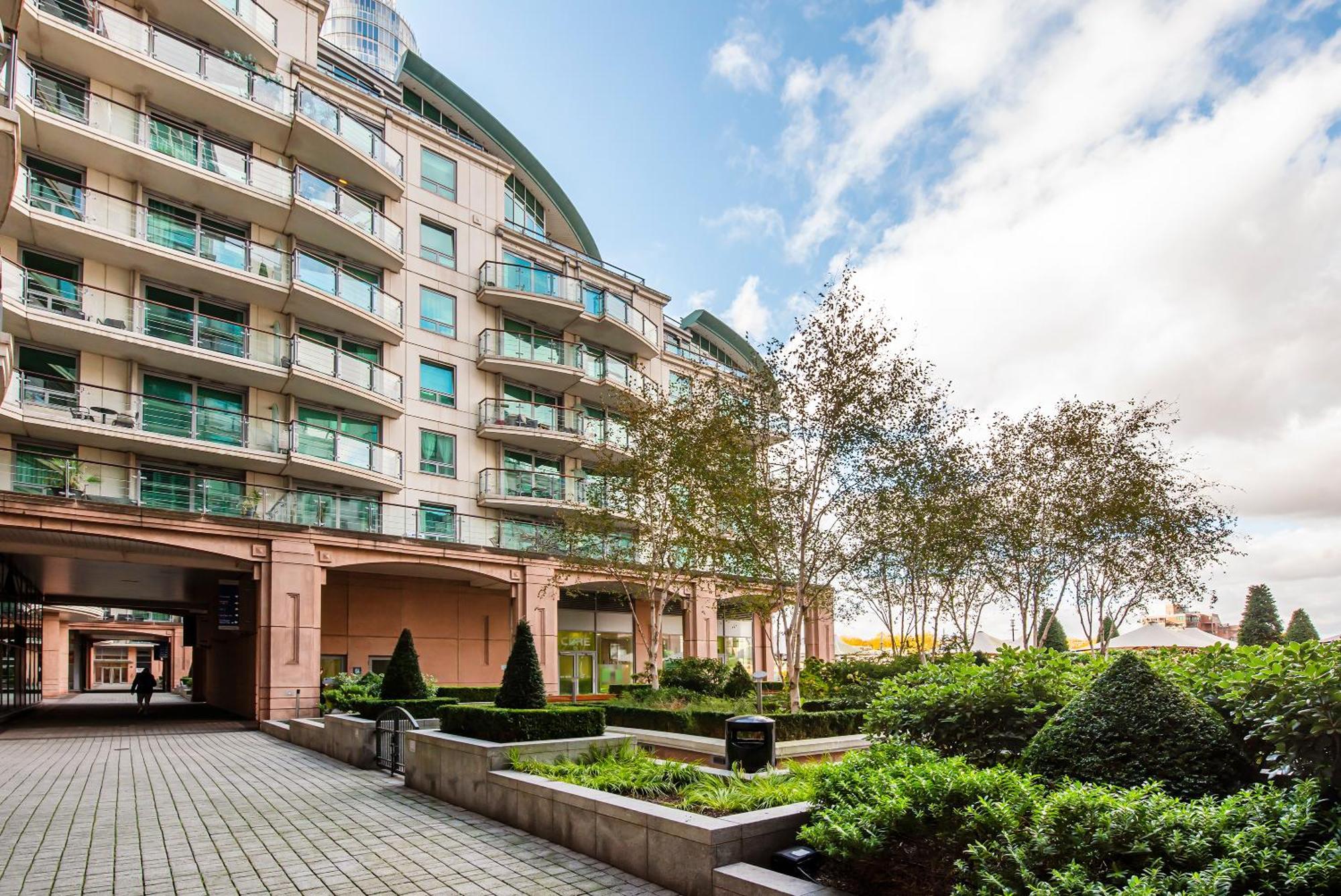 Central 2 Bed With Large Terrace London Exterior photo