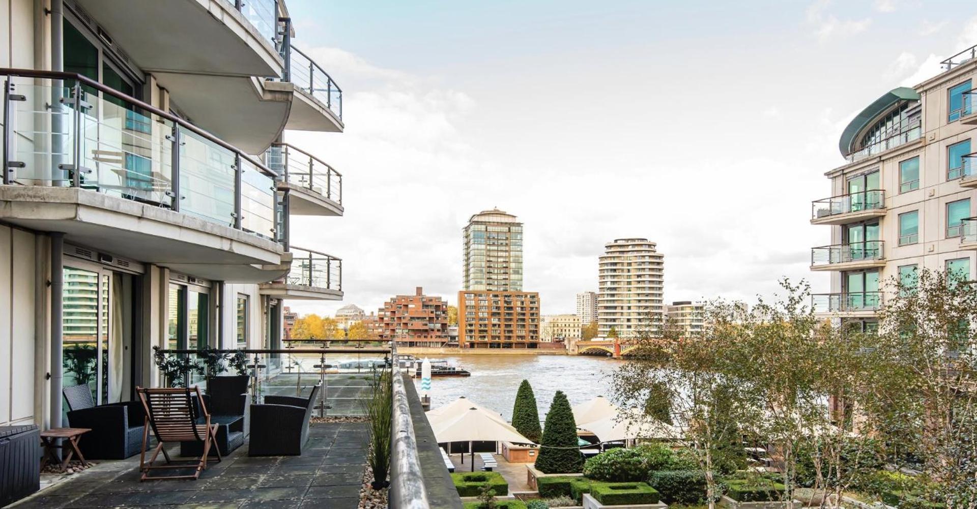 Central 2 Bed With Large Terrace London Exterior photo